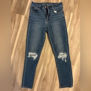 American Eagle Mom Jean Stretch size 2 regular